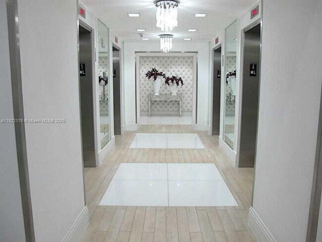 Building Photo - 350 S Miami Ave