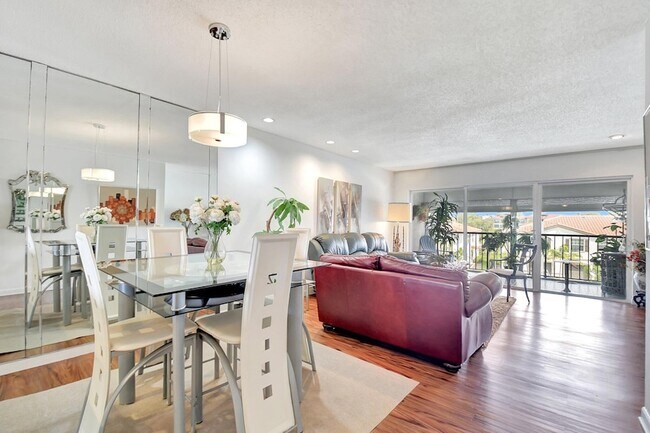 Building Photo - 4070 Tivoli Ct