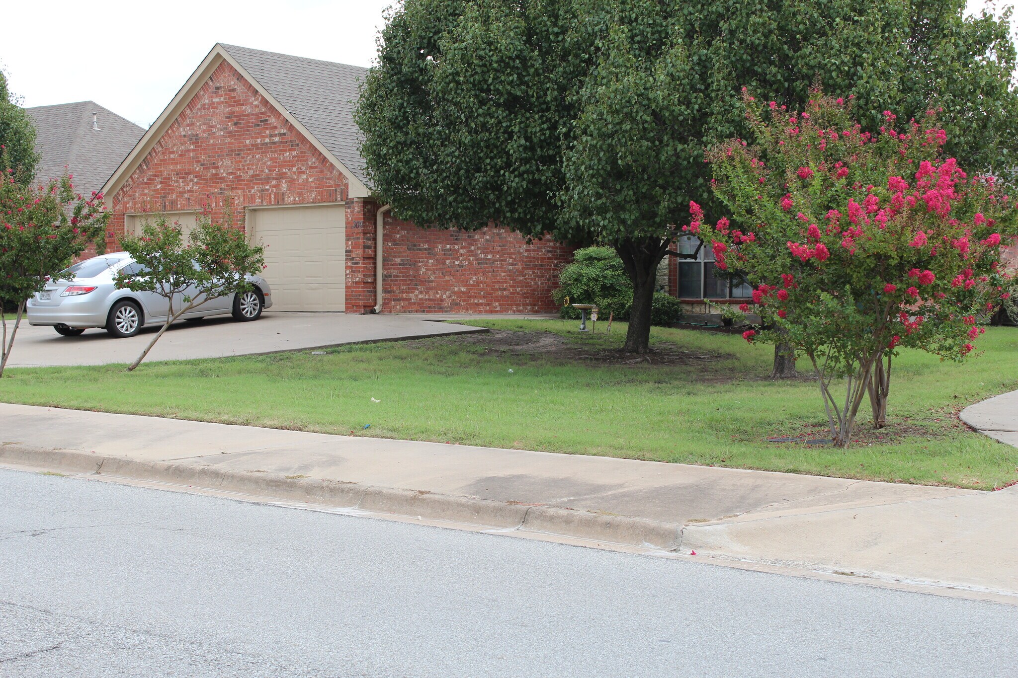 Building Photo - 307 Sunset Blvd