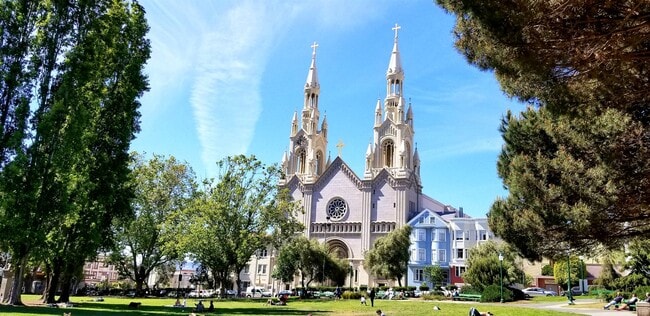 Building Photo - Broadwell, LLC (Broadway-Powell)