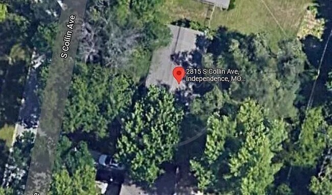 Building Photo - 2815 S Collin Ave