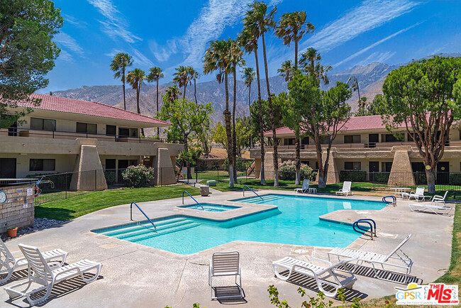 Building Photo - 2800 N Los Felices Rd