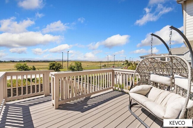 Building Photo - Sprawling Newer Construction Home