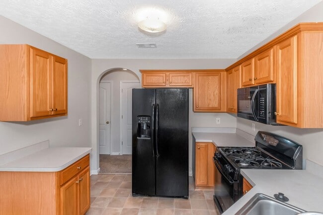 Building Photo - Coming Soon.. Prelease Now! Gorgeous 3bedroom 2bath ranch home for lease in McDonough!