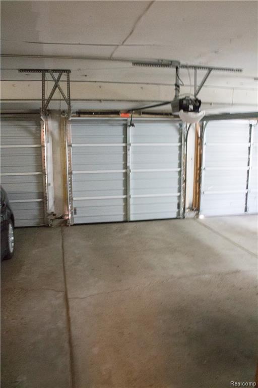 Building Photo - 2708 Glenbridge Ct