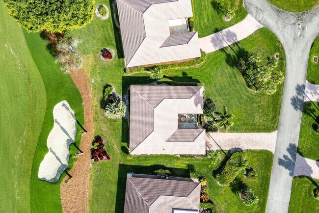 Building Photo - 10587 Limeberry Dr