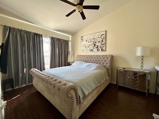 Building Photo - 2679 Metro Sevilla Dr