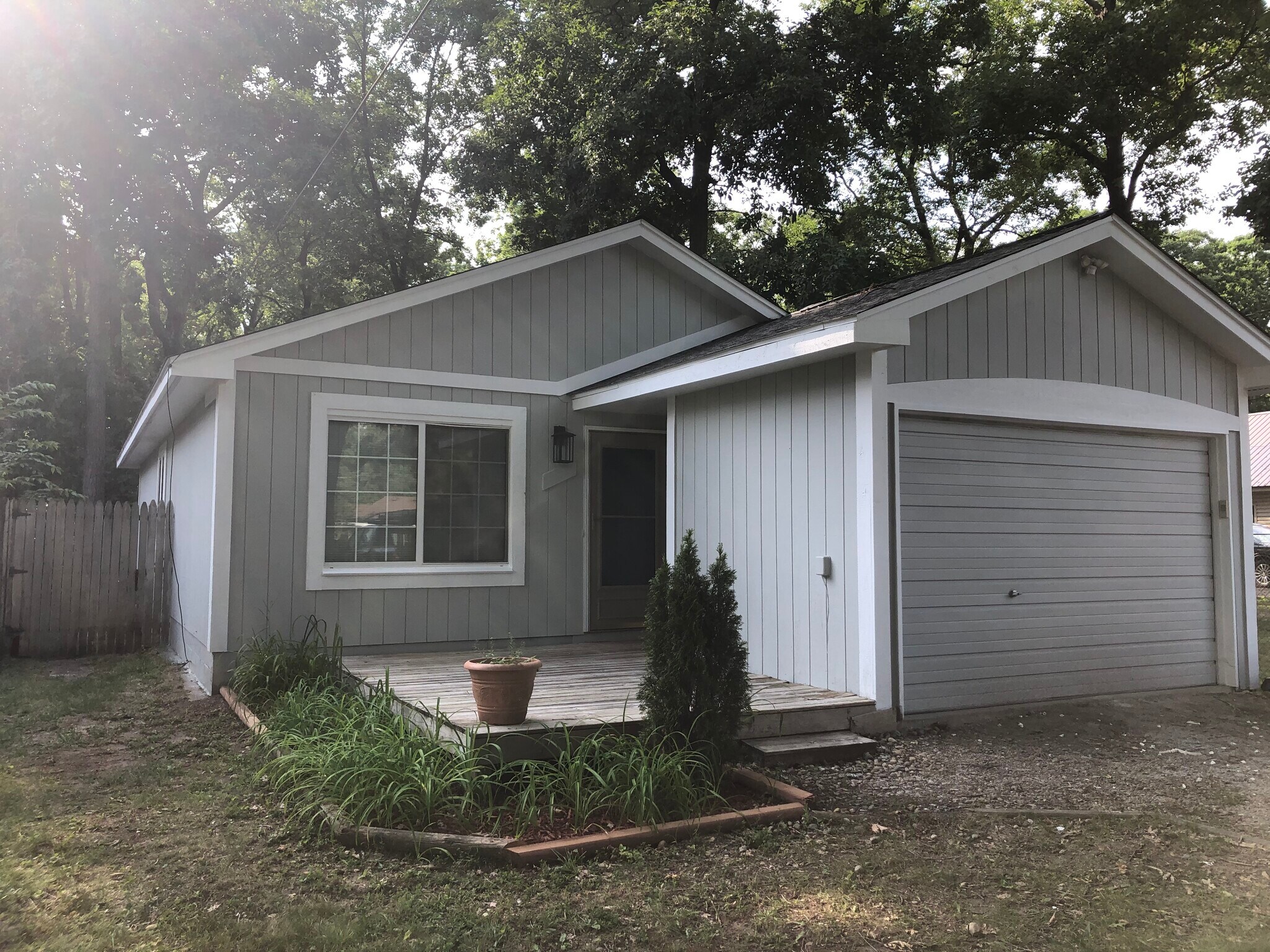 Building Photo - 4235 Laforest Dr