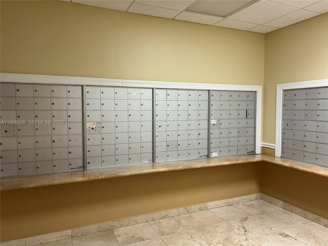 Building Photo - 117 NW 42nd Ave