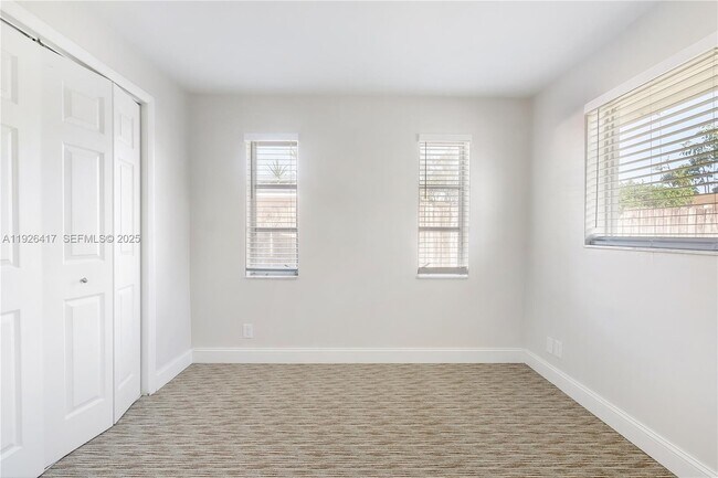 Building Photo - 8172 NW 67th Ave