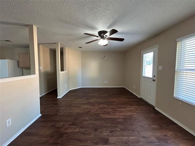 Building Photo - 5317 Los Altos Rd