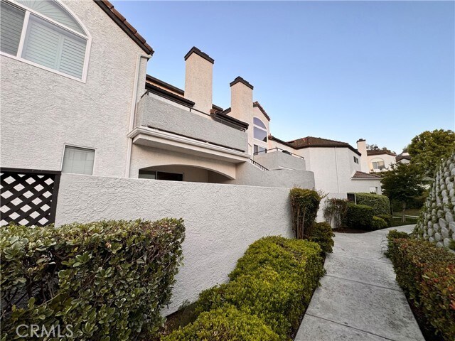 Building Photo - 13133 Le Parc Blvd