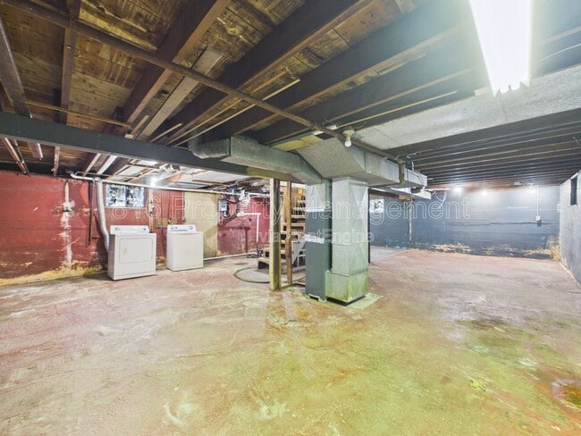 Building Photo - 10323 East 20th St S