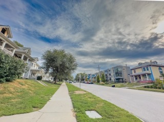 Building Photo - Forest Avenue