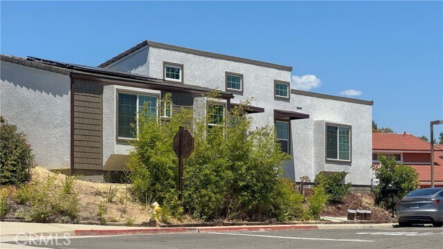 Building Photo - 1 Quiet Hills Cir