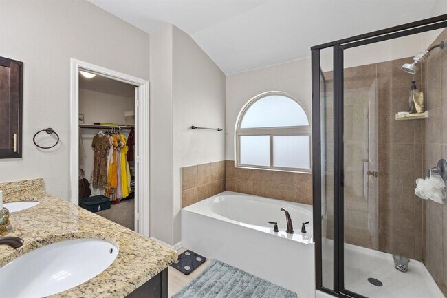 Building Photo - 117 Fosini Cove