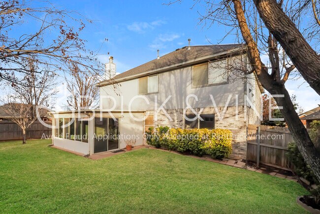 Building Photo - 17621 Cranbrook Rd