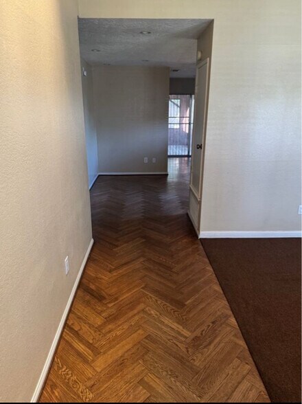 Building Photo - 7513 Center Ave