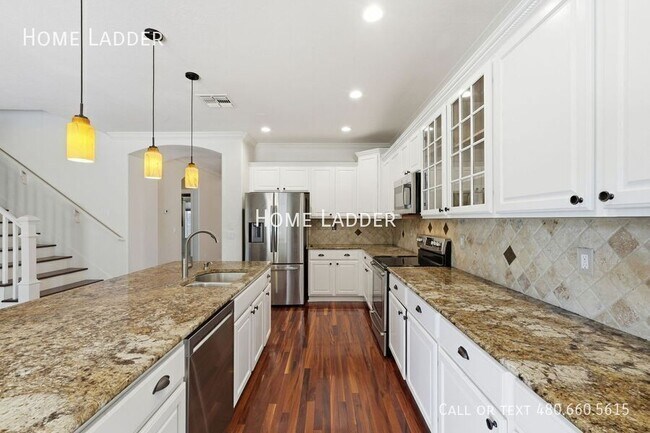 Building Photo - 44507 Redrock Rd