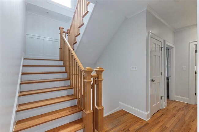 Building Photo - 120 Park Pl