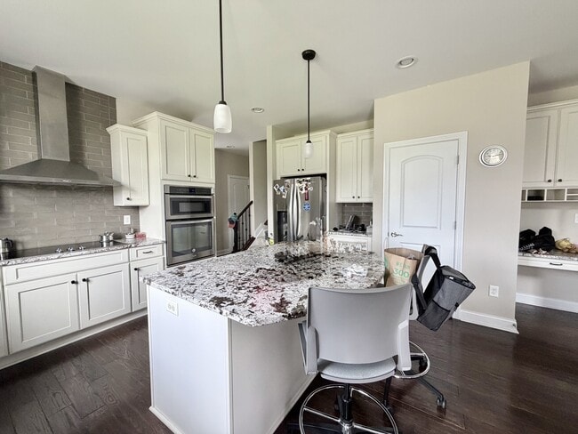 Building Photo - 3137 Broadstone Dr