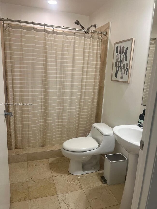 Building Photo - 3330 NE 190th St