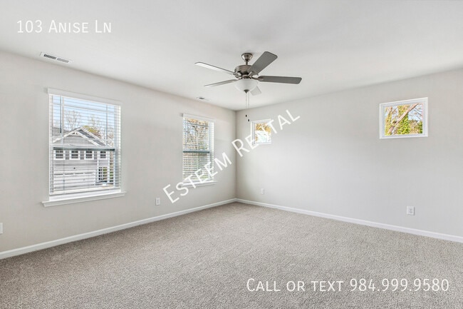 Building Photo - 103 Anise Ln
