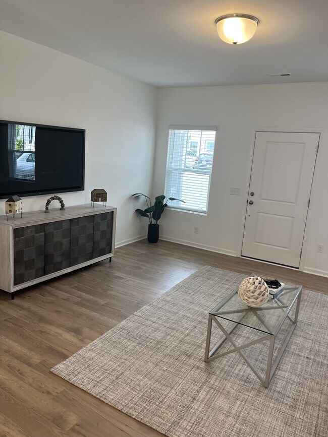 Building Photo - 230 1st St