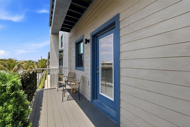 Building Photo - 946 Highland Ave