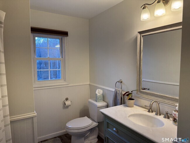 Building Photo - 15 Brookfield Dr