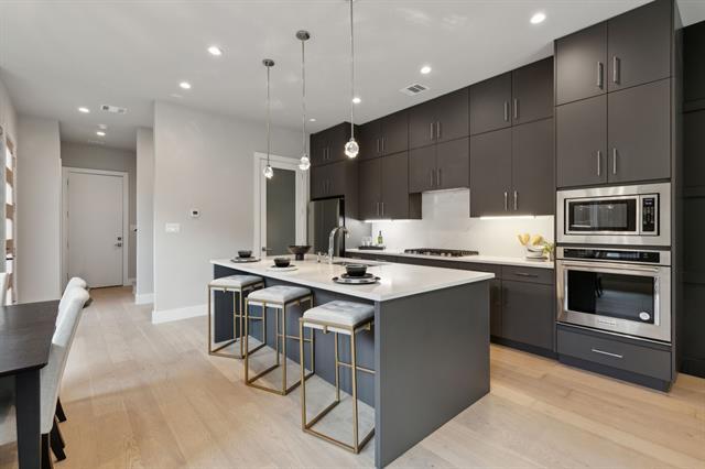 Building Photo - 2228 Wycliff Ave