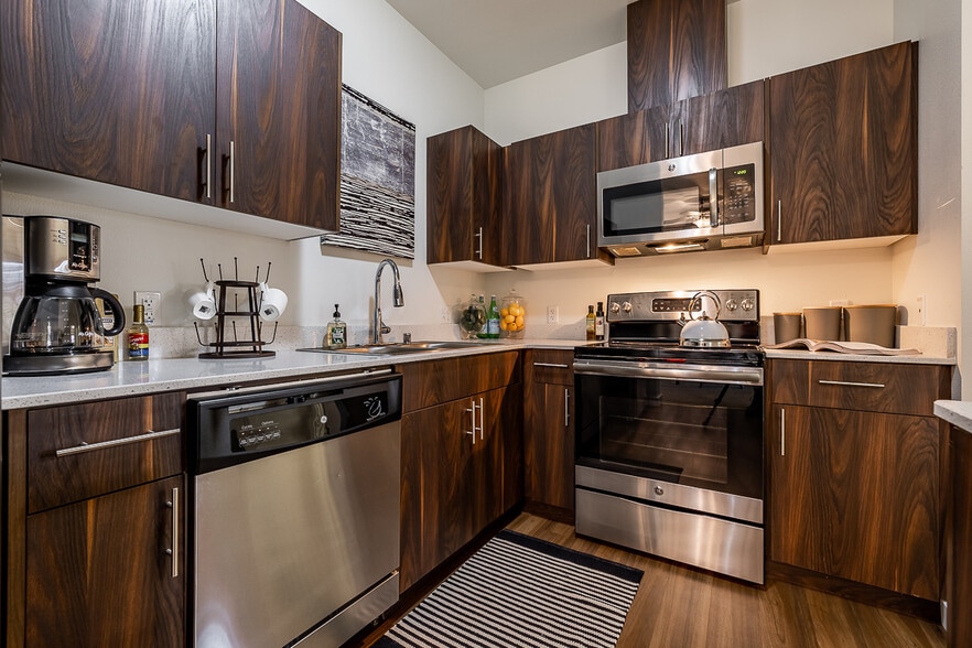 Building Photo - Britton Place