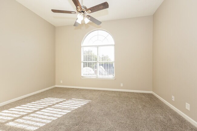 Building Photo - 2908 Split Oak Trail