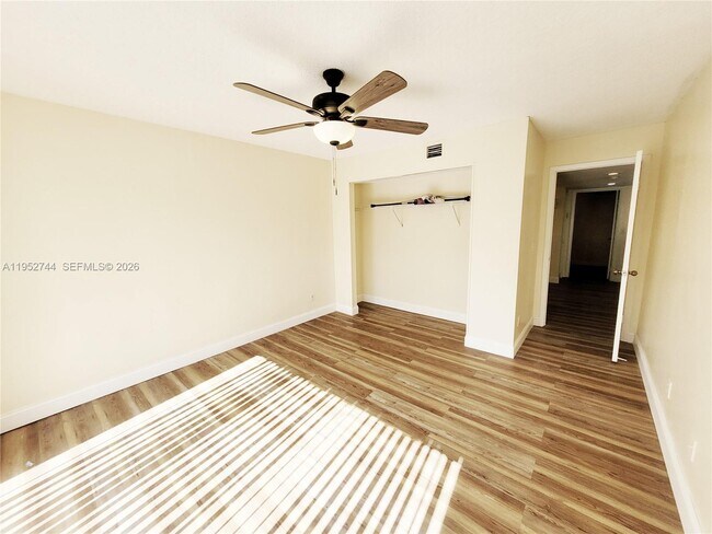 Building Photo - 8351 S Coral Cir