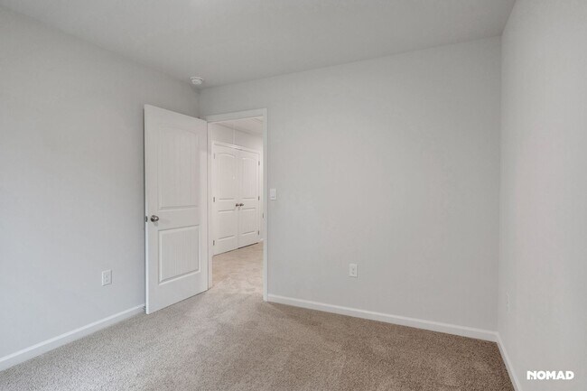 Building Photo - Charming 3BR Townhome in Buford