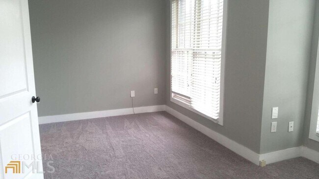 Building Photo - 1300 DeKalb Ave NE