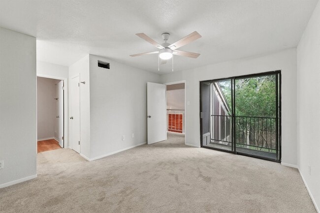 Building Photo - 18118 Lakeside Ln