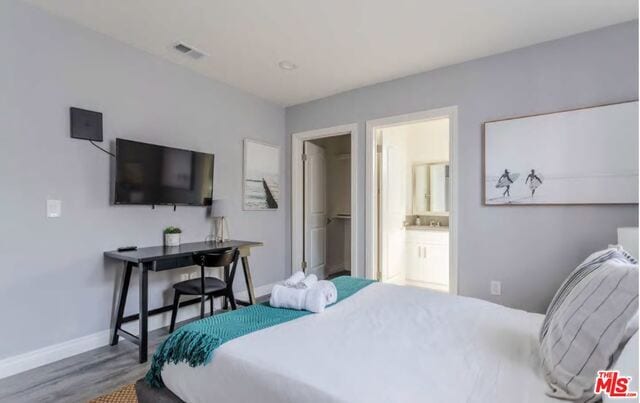 Building Photo - 817 N Mariposa Ave