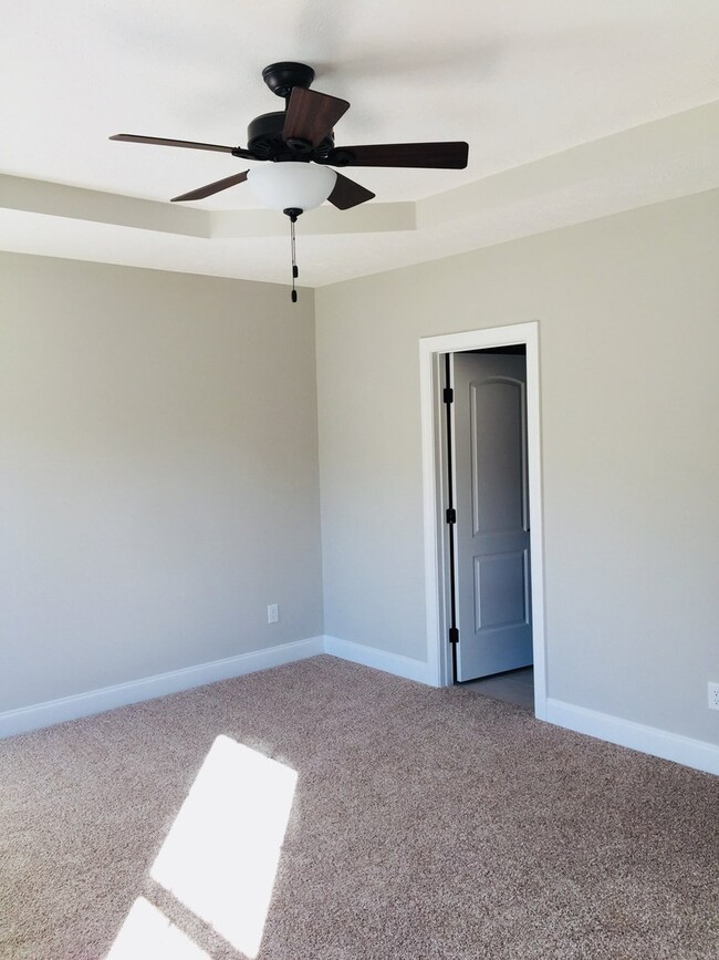 Building Photo - Beautiful family home in desirable Sugar Valley community