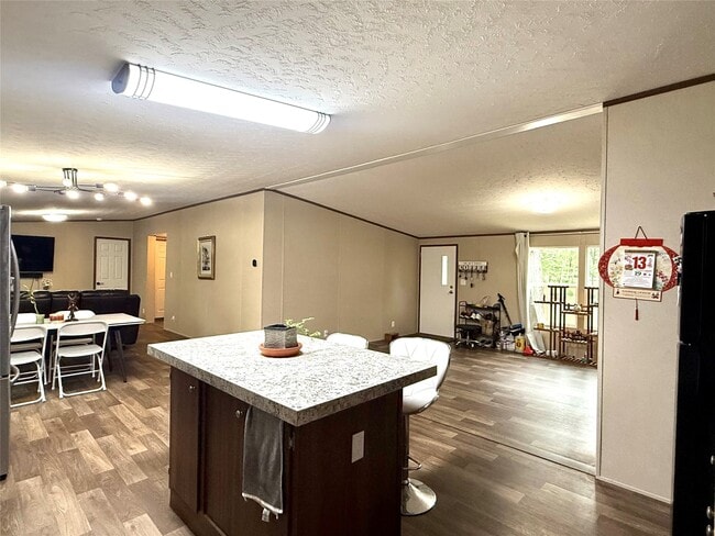 Building Photo - 17008 FM 1484 Rd