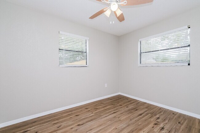 Building Photo - 10131 Hayward Rd