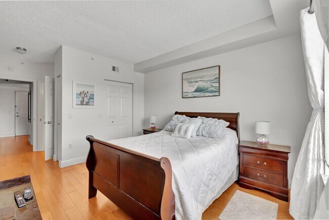 Building Photo - 3317 Tuscany Way