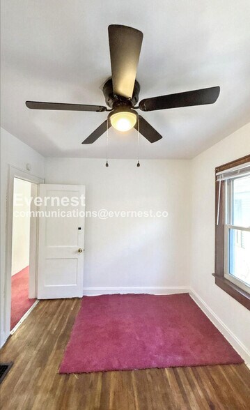 Building Photo - 661 S Burgess Ave