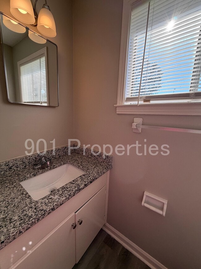 Building Photo - 2658 Galaxie St