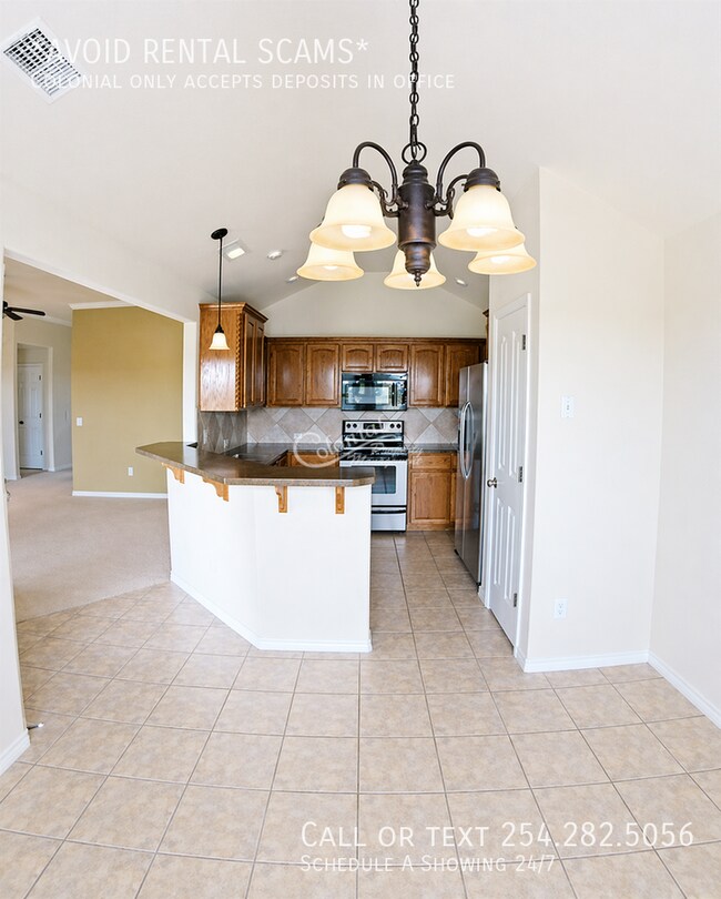 Building Photo - 4402 Lauren MacKenzie Dr