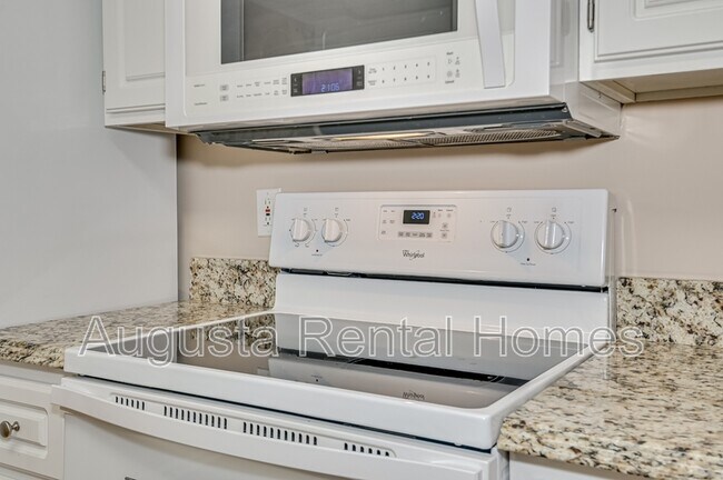 Building Photo - 4154 Hound Ct