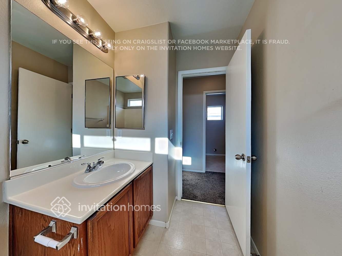 Building Photo - 9120 Blue Raven Ave