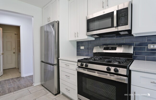 Building Photo - 211 Dogwood Ct