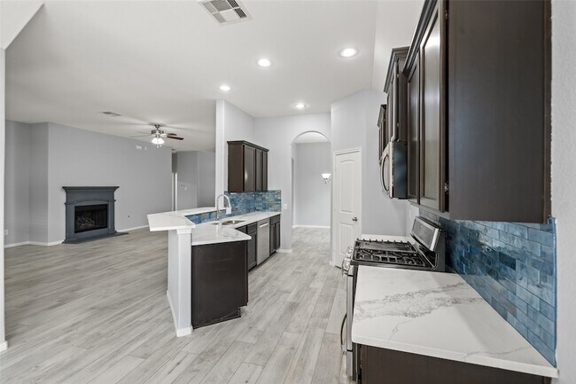 Building Photo - 2406 Winter Trail Dr