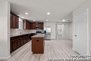 Building Photo - 12041 Silver Lgt